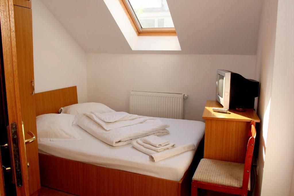 Pensiunea Timisoara Room photo