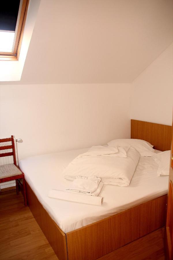Pensiunea Timisoara Room photo